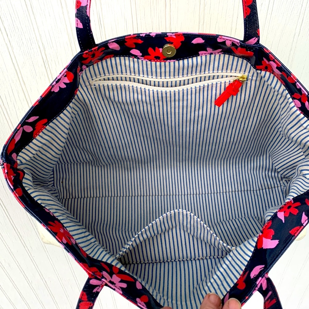 Draper James Totes Y’all bag - Picture 3 of 13
